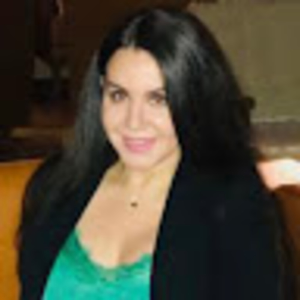 Meet your Posher, Lina